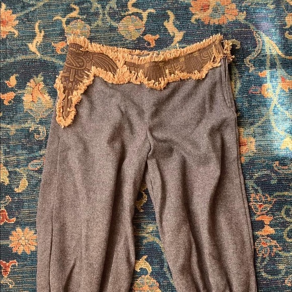 AnuttaraCrafts woolen pants - Picture 8 of 8